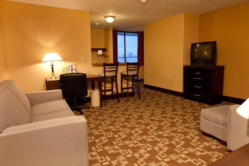 The Atrium Hotel And Conference Center Springdale Room photo